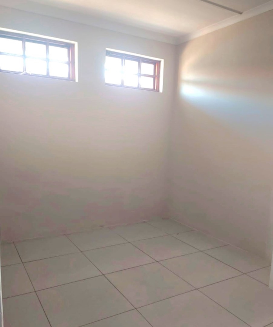 3 Bedroom Property for Sale in Uitenhage Central Eastern Cape